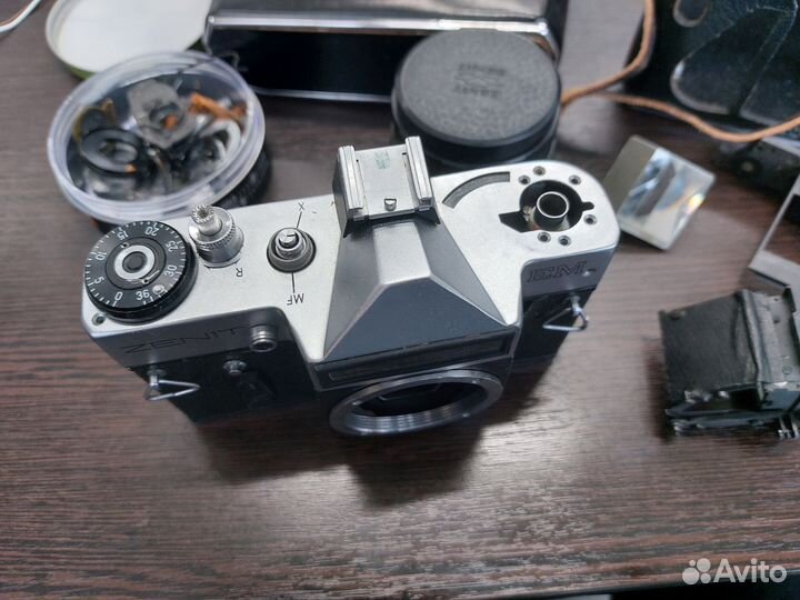 Фотоаппарат Zenit EM