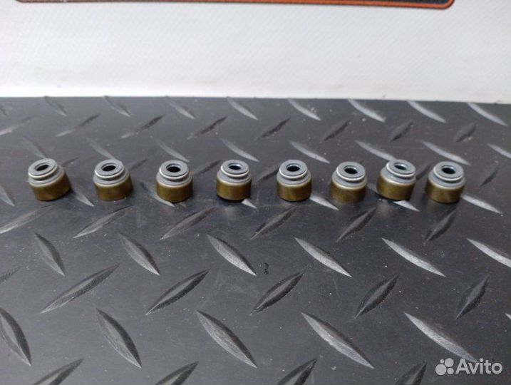 Колпачок маслосъемный Toyota 2azfe