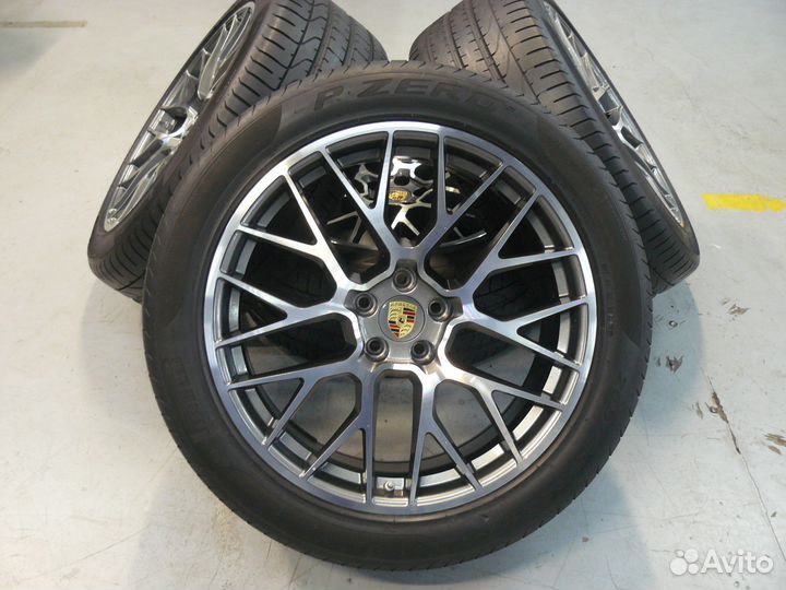 Колеса оригинал R20 Porsche Macan RS Spyder