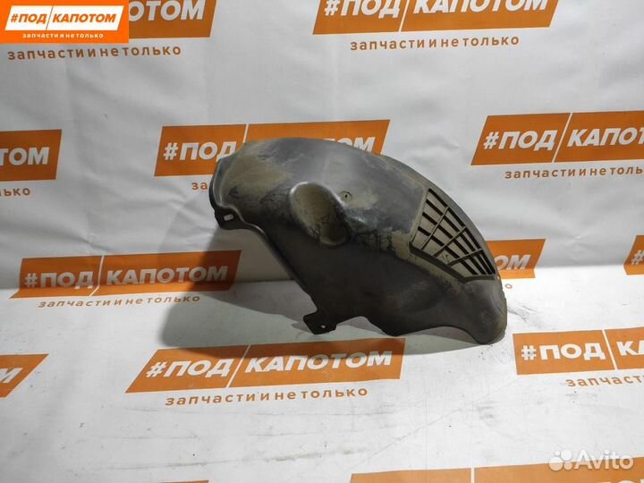 Подкрылок задний правый Opel Astra H (2004 - 2007)