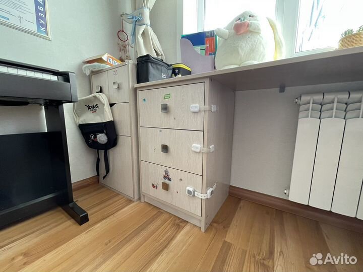 Комлект детской мебели