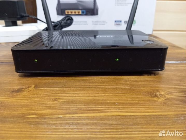 Роутер Wi-Fi ZyXel Keenetic Lite II