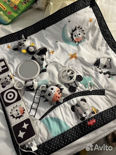 Развивающий коврик tiny love день и ночь