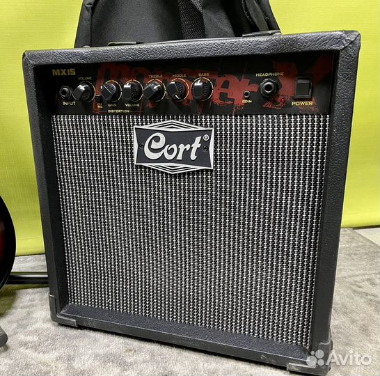 Электрогитара Samick с комбиком Cort