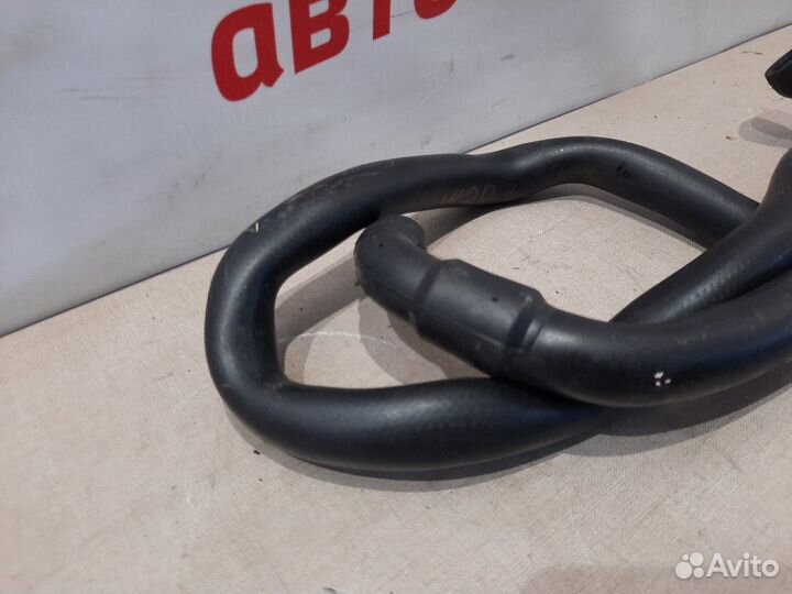 Патрубок Mercedes E250 C207 271.860 2010