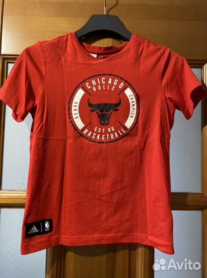 Футболка adidas