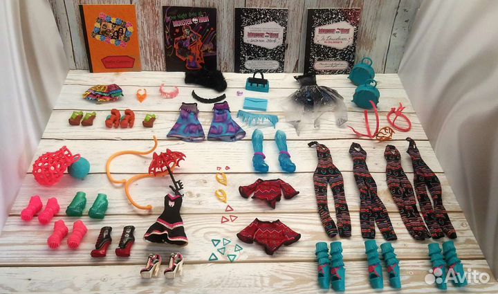 Аксесуары монстер хай/питомец/дневник