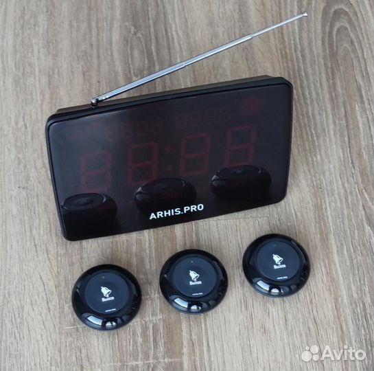 Кнопка вызова официанта и часы пейджер официанта