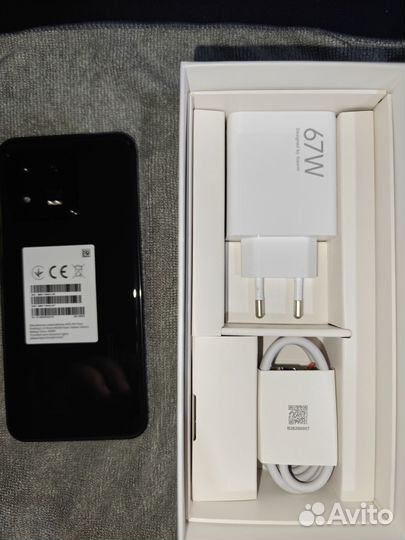 Xiaomi 13, 8/256 ГБ