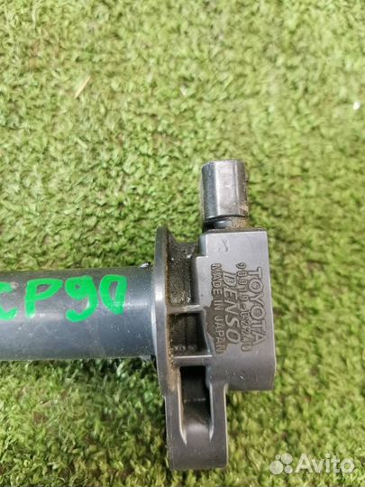 Катушка зажигания Toyota Vitz SCP90