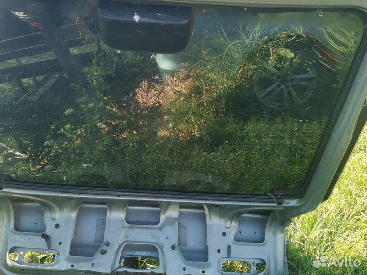 Крышка багажника на Рено safrane