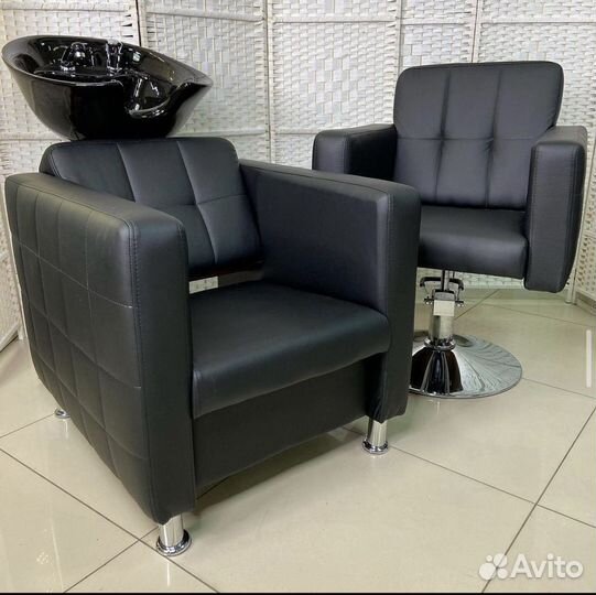 Парикмахерское кресло и мойка