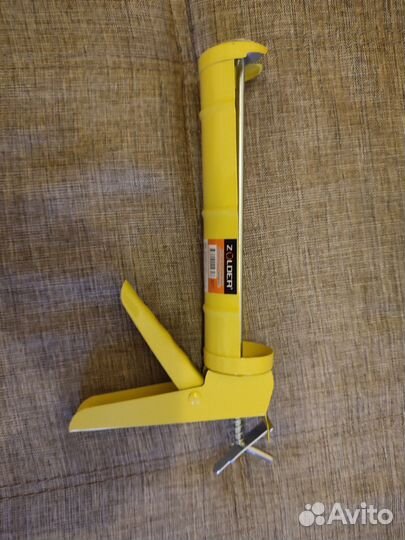 Монтажный пистолет