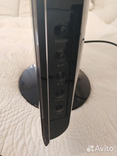 Монитор Samsung