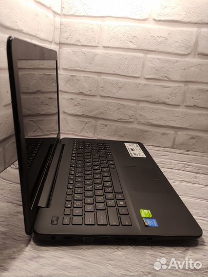 Oтличный Asus 15 Дюймов/GeForce 920M/core i5/SSD
