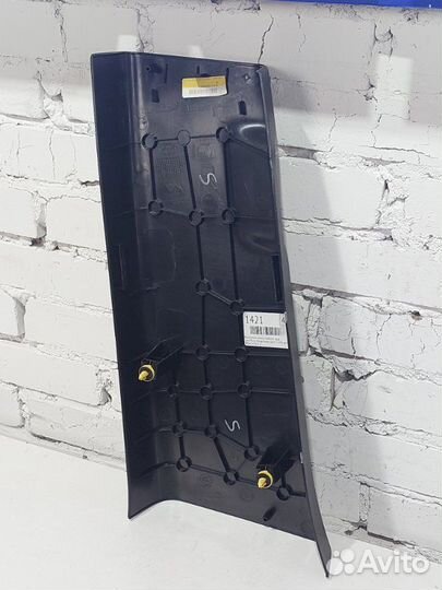 Внутренняя панель стойки B правая Land Rover Range