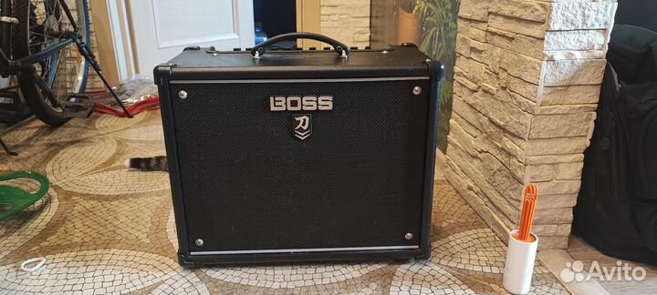 Гитарный комбоусилитель boss KTN-50mkii