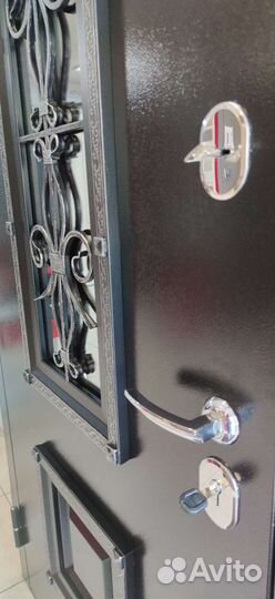 Дверь с ковкой уличная от производителя