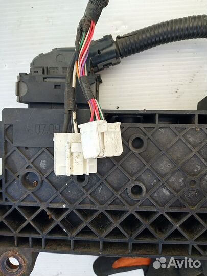 Моторчик стояночного тормоза Avensis III 2009-2018