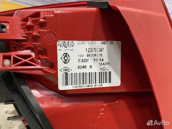 Фонарь задний Renault symbol 2 NEW 08- Прав