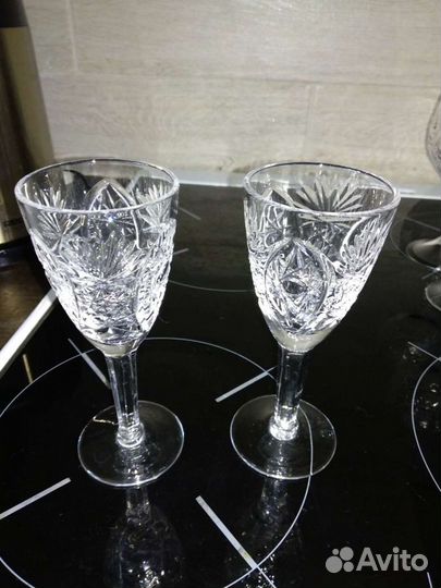 Хрустальные рюмки