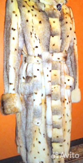 Шуба норковая (крестовка)с капюшоном