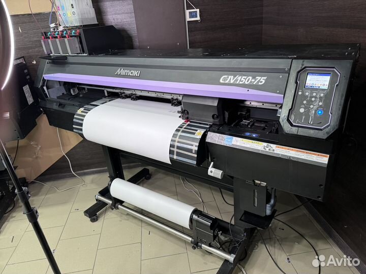 Печатающе-режущий плоттер Mimaki CJV150-75