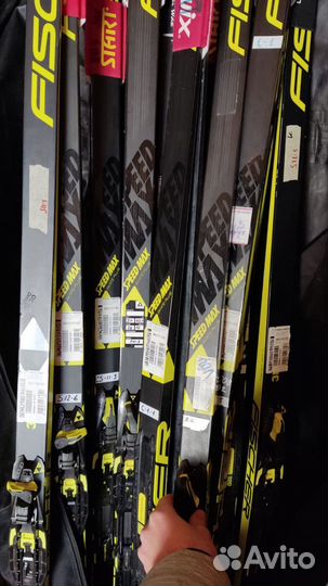 Беговые гоночные лыжи