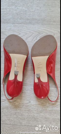 Босоножки женские