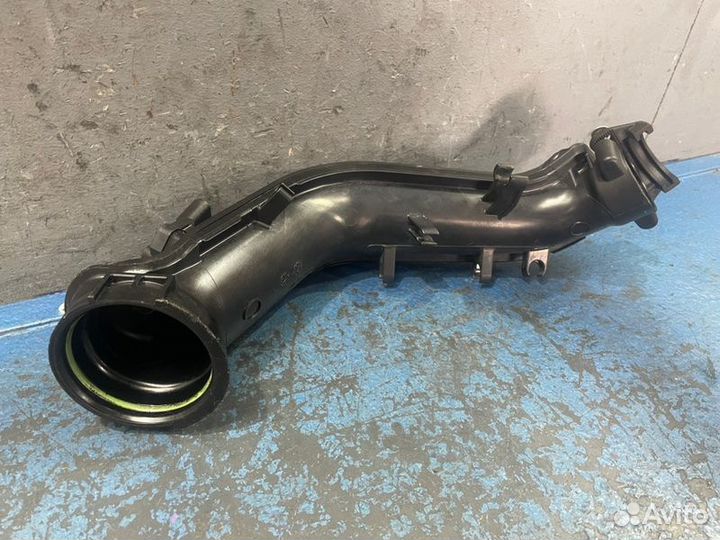 Патрубок дросселя Volkswagen Golf 6