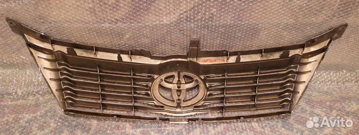 Решётка радиатора Camry v50