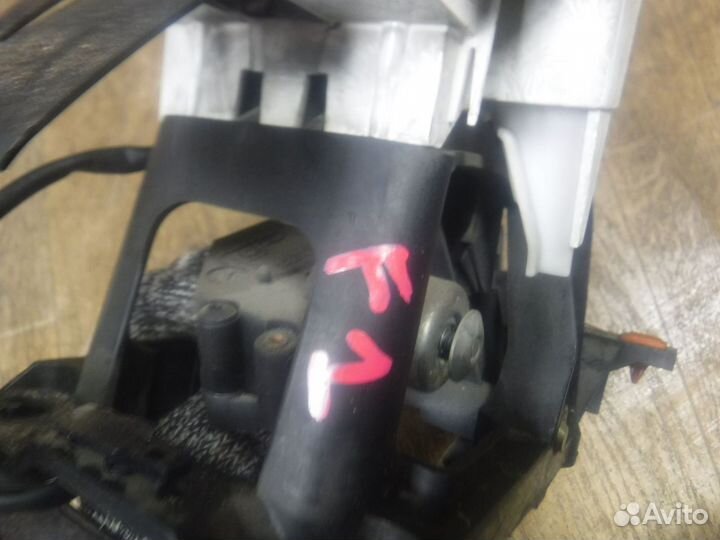 Селектор АКПП Ford Focus 1 2001