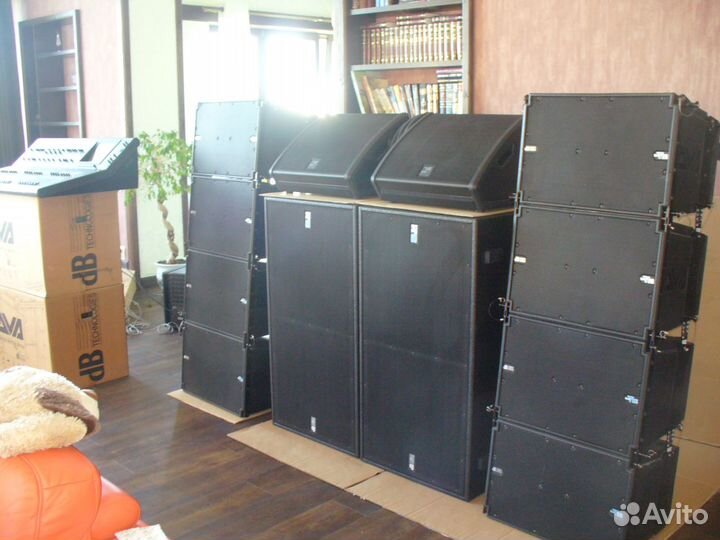 Комплект звукового оборудования