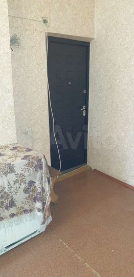 Комната 17 м² в 3-к., 1/4 эт.