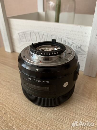 Sigma 30mm 1.4 Art Nikon