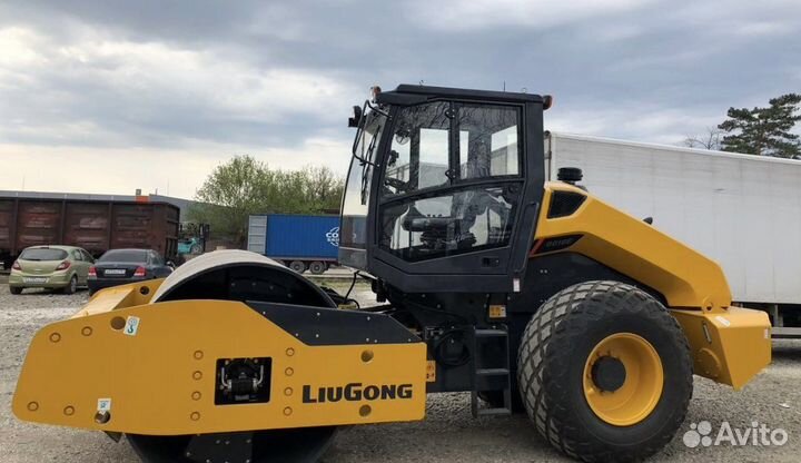 Дорожный каток LiuGong CLG6616E, 2023