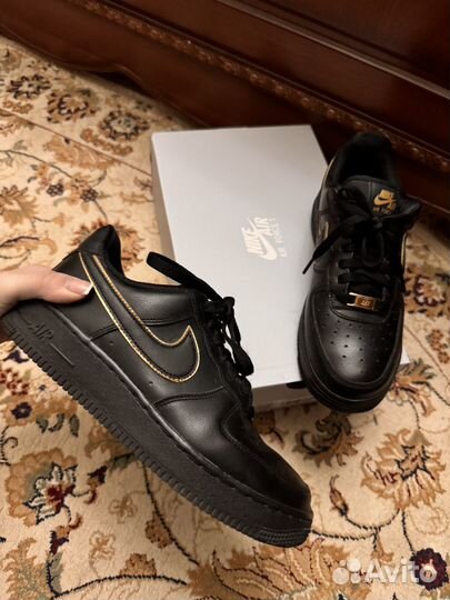 Nike Air Force 1