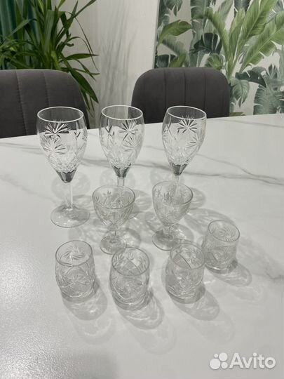 Хрустальные фужеры и рюмки