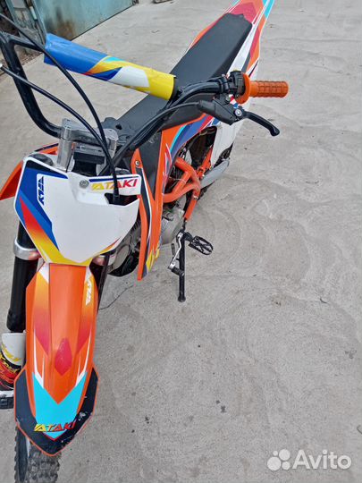 Питбайк Атаки прайд 125