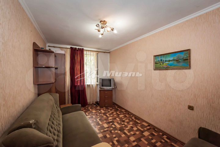 Комната 12,2 м² в 4-к., 3/5 эт.