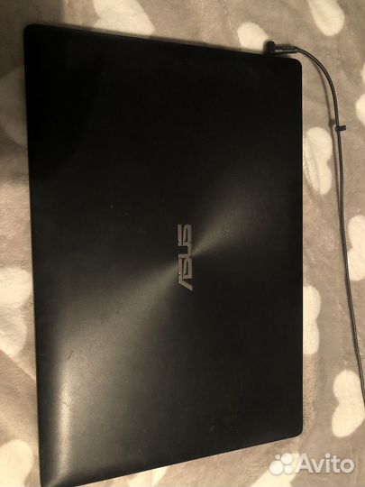 Ноутбук asus