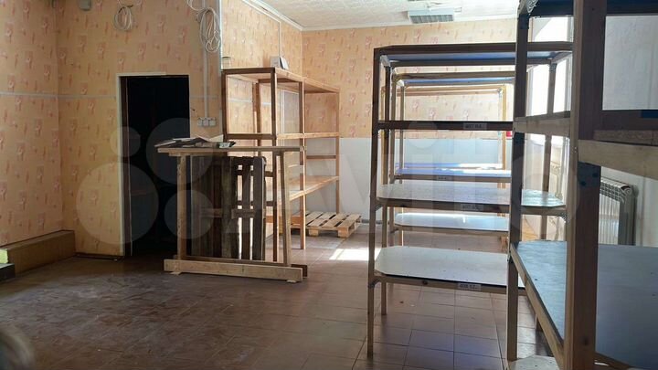 Свободного назначения, 200 м²