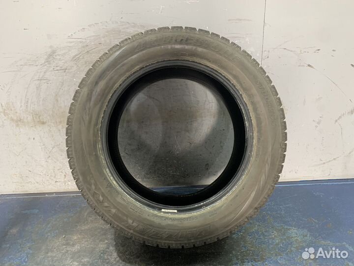 Bridgestone Blizzak VRX 215/55 R16 93Q