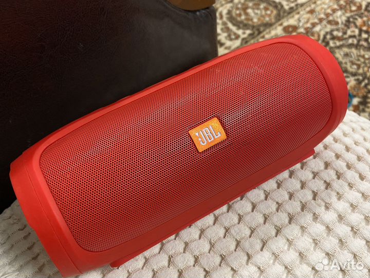 Колонка jbl красная