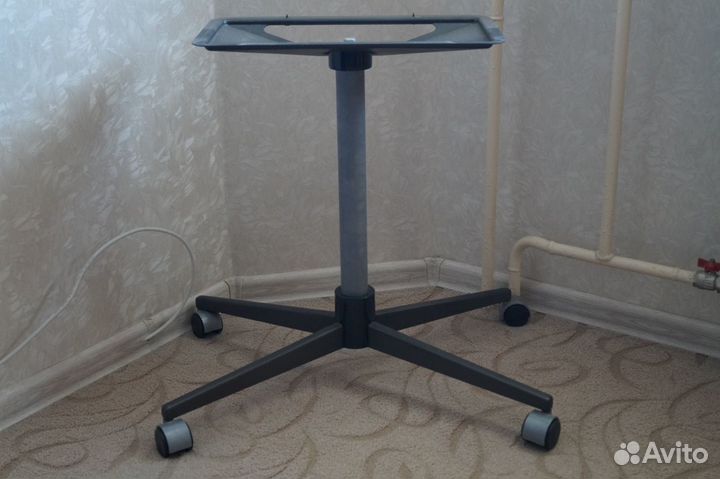 Подставка под телевизор