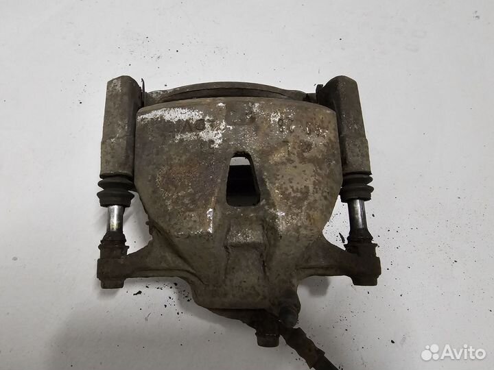 Lexus IS250 суппорт передний левый