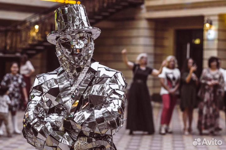 Зеркальные люди/ Зеркальное шоу