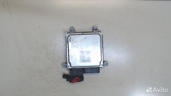 Блок управления двигателем Mercedes E-Coupe C207 2