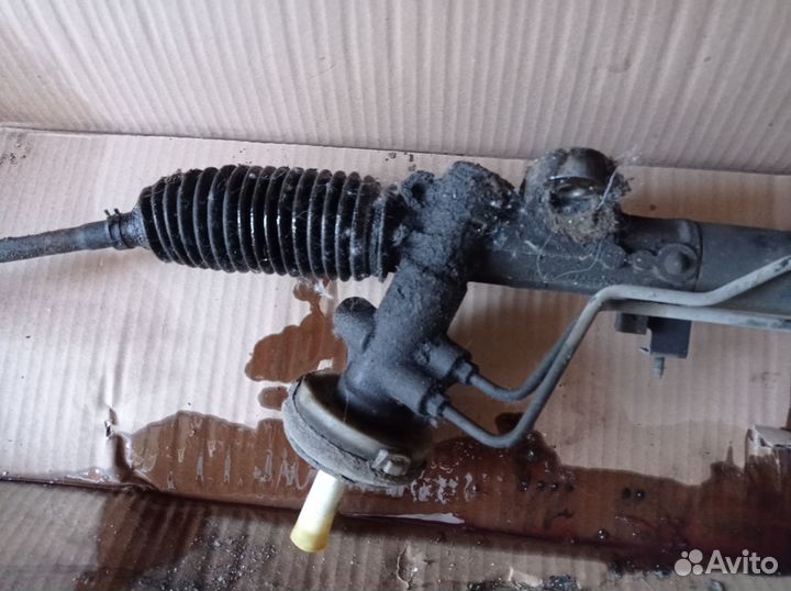 Рулевая рейка под ремонт