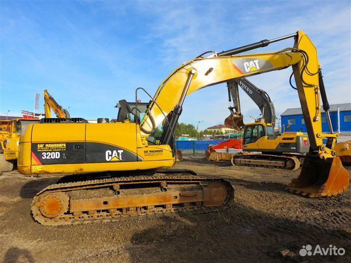 Стекло кузовное на Caterpillar 320 DL /324 DL